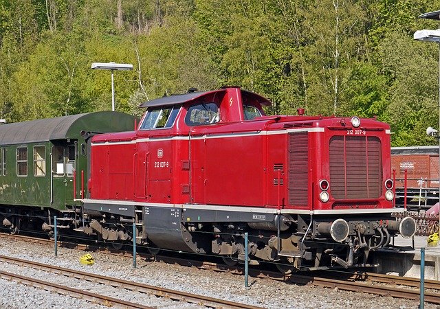 Free download Diesel Locomotive V 100 Deutsche -  free photo or picture to be edited with GIMP online image editor