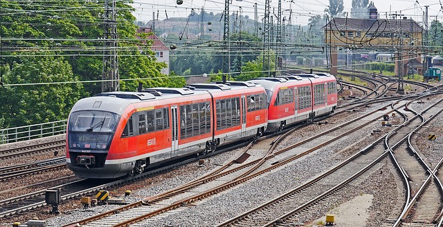 Free download diesel multiple unit double unit free picture to be edited with GIMP free online image editor