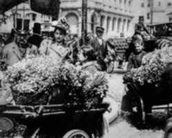 Free download Digital Charcoal Drawing of Flower Sellers in Paris free photo or picture to be edited with GIMP online image editor