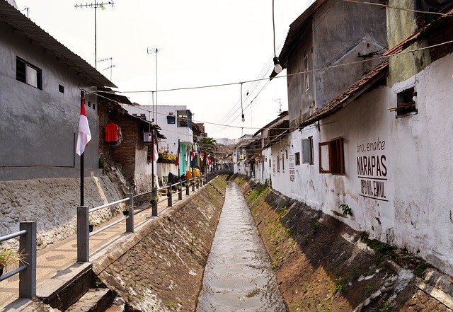 ດາວ​ໂຫຼດ​ຟຣີ Ditch Village River - ຮູບ​ພາບ​ຟຣີ​ຫຼື​ຮູບ​ພາບ​ທີ່​ຈະ​ໄດ້​ຮັບ​ການ​ແກ້​ໄຂ​ກັບ GIMP ອອນ​ໄລ​ນ​໌​ບັນ​ນາ​ທິ​ການ​ຮູບ​ພາບ​