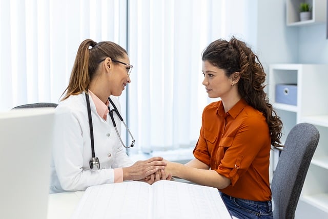 Free download doctor patient gynecologist women free picture to be edited with GIMP free online image editor