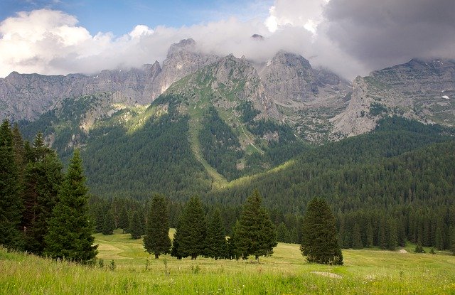 Dolomites ഔട്ട്‌ഡോർ ലാൻഡ്‌സ്‌കേപ്പ് സൗജന്യ ഡൗൺലോഡ് - GIMP ഓൺലൈൻ ഇമേജ് എഡിറ്റർ ഉപയോഗിച്ച് എഡിറ്റ് ചെയ്യേണ്ട സൗജന്യ ഫോട്ടോയോ ചിത്രമോ