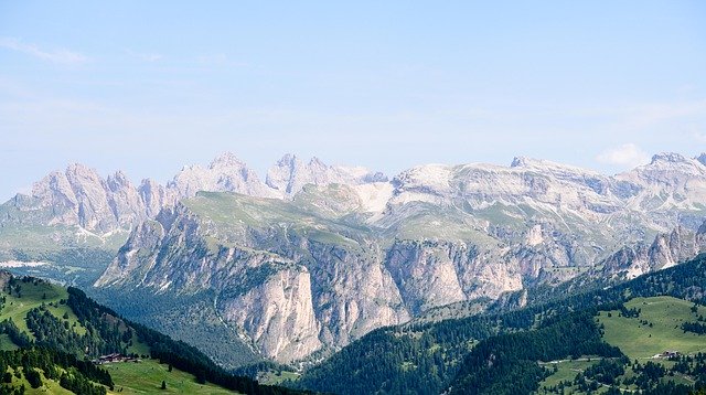 Download gratuito Dolomiti Sella Paesaggio Selva - foto o immagine gratuita da modificare con l'editor di immagini online GIMP