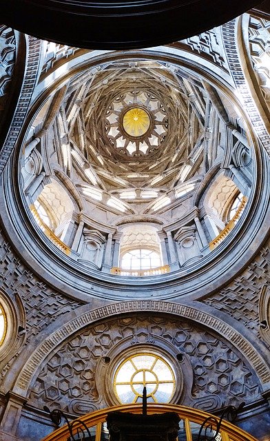 Бесплатная загрузка Dome Time Church - бесплатное фото или изображение для редактирования с помощью онлайн-редактора изображений GIMP