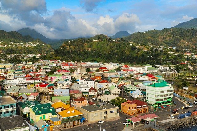 Gratis download Dominica Roseau Caribbean - gratis gratis foto of afbeelding om te bewerken met GIMP online afbeeldingseditor
