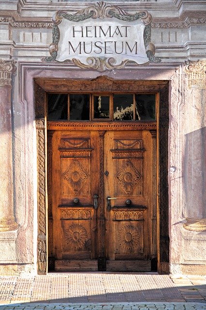 Безкоштовно завантажте Door Front House Entrance - безкоштовну фотографію або зображення для редагування за допомогою онлайн-редактора зображень GIMP