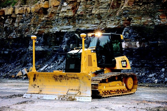 Gratis download dozer cat d6k heap loading gratis foto om te bewerken met GIMP gratis online afbeeldingseditor