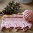 Dried flowers and pink wool rolls  screen for extension Chrome web store in OffiDocs Chromium