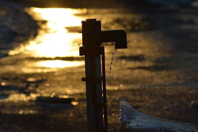 ດາວ​ໂຫຼດ​ຟຣີ Drip Water Fountain - ຮູບ​ພາບ​ຟຣີ​ຫຼື​ຮູບ​ພາບ​ທີ່​ຈະ​ໄດ້​ຮັບ​ການ​ແກ້​ໄຂ​ກັບ GIMP ອອນ​ໄລ​ນ​໌​ບັນ​ນາ​ທິ​ການ​ຮູບ​ພາບ​