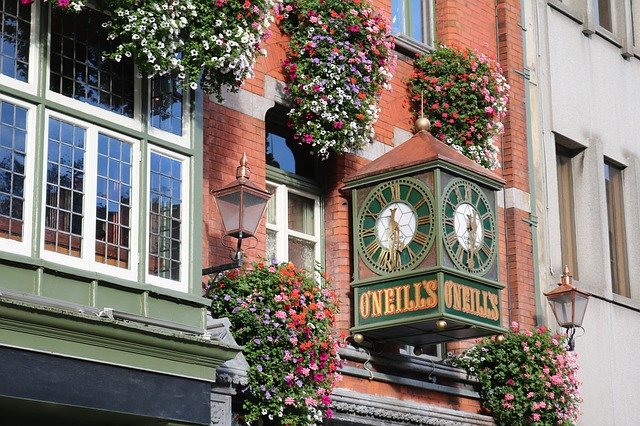 Kostenloser Download Dublin Pub O Neills Architecture Kostenloses Bild zur Bearbeitung mit dem kostenlosen Online-Bildeditor GIMP