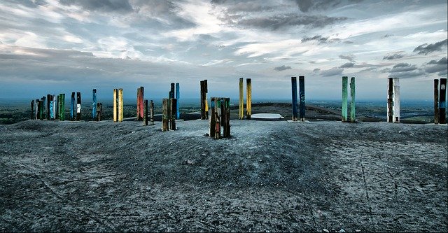 Muat turun percuma Dump Mine Tailings Steles - foto atau gambar percuma untuk diedit dengan editor imej dalam talian GIMP