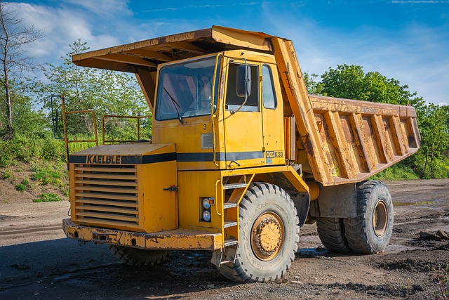 Free download dump truck kaelble k33 truck free picture to be edited with GIMP free online image editor