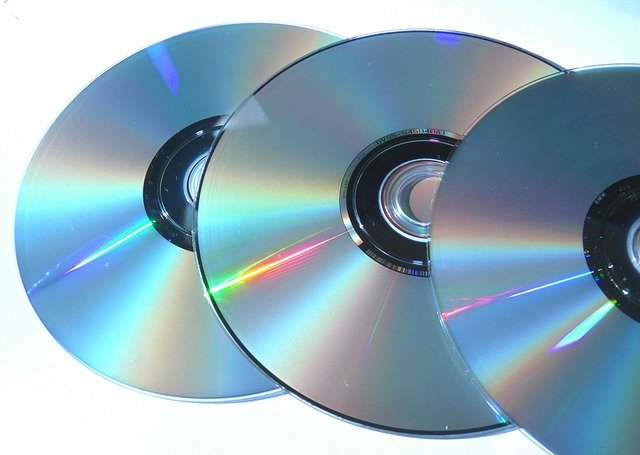 Free download dvd cd discs disk digital data free picture to be edited with GIMP free online image editor