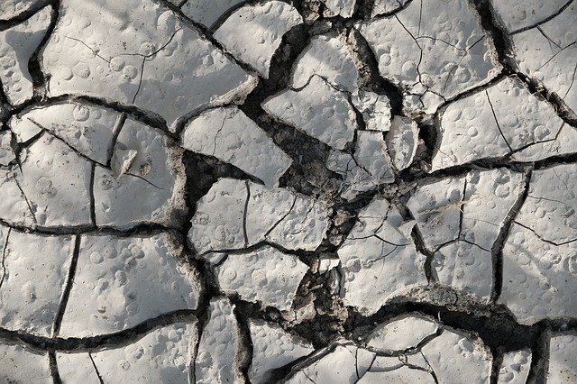 Descărcare gratuită Earth Drought Dry - fotografie sau imagini gratuite pentru a fi editate cu editorul de imagini online GIMP