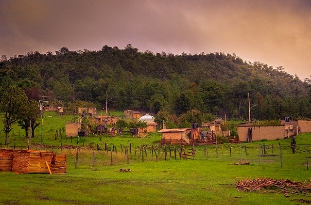 ดาวน์โหลดฟรี Earth Hour Countryside Mountain - ภาพถ่ายหรือรูปภาพฟรีที่จะแก้ไขด้วยโปรแกรมแก้ไขรูปภาพออนไลน์ GIMP