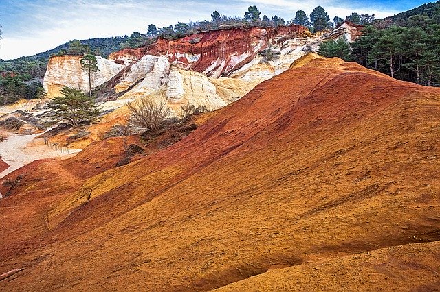 Скачать бесплатно Earth Red Hill - бесплатное фото или изображение для редактирования с помощью онлайн-редактора изображений GIMP