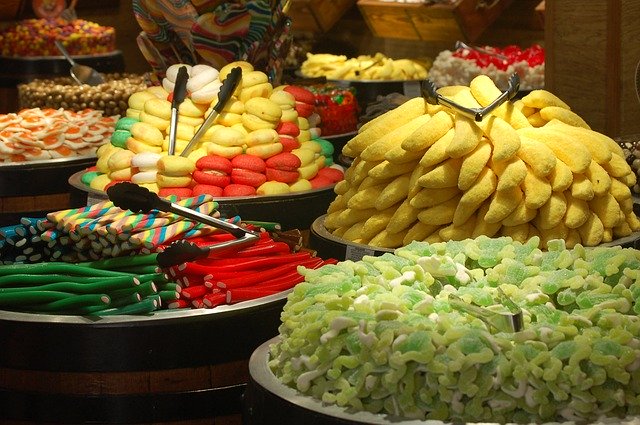 تنزيل مجاني Eating Color Delicious - صورة مجانية أو صورة يتم تحريرها باستخدام محرر الصور عبر الإنترنت GIMP