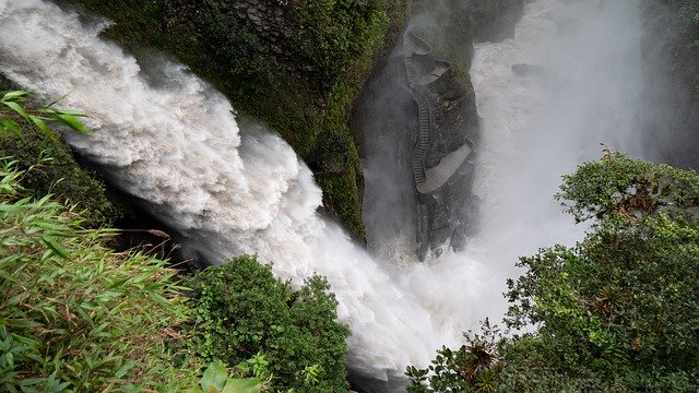 Bezpłatne pobieranie Ekwador Banos Waterfall Force Of - darmowe zdjęcie lub obraz do edycji za pomocą internetowego edytora obrazów GIMP