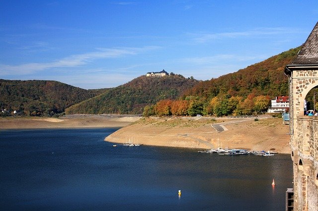 ดาวน์โหลดฟรี Edersee Castle Waldeck - รูปถ่ายหรือรูปภาพฟรีที่จะแก้ไขด้วยโปรแกรมแก้ไขรูปภาพออนไลน์ GIMP