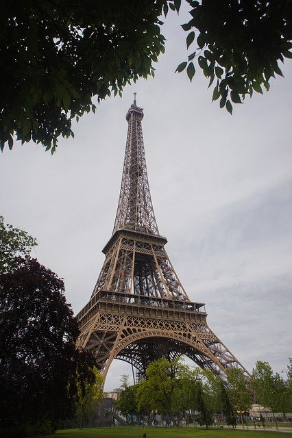 Torre Eiffel París Europa de OffiDocs para oficina