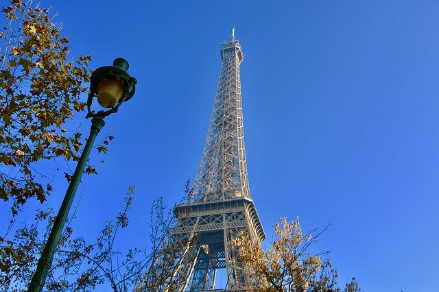 Téléchargement gratuit de la Tour Eiffel Paris est la capitale - photo ou image gratuite à modifier avec l'éditeur d'images en ligne GIMP