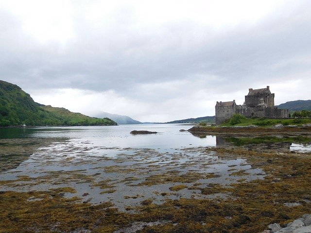 Unduh gratis Eilean Donan Castle Loch Scotland - foto atau gambar gratis untuk diedit dengan editor gambar online GIMP