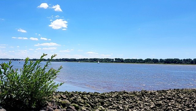 Free download Elbe Hamburg -  free photo or picture to be edited with GIMP online image editor