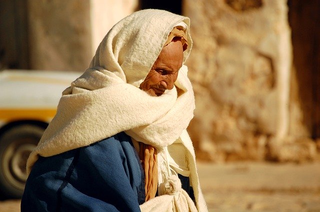 Descărcare gratuită Elder Tunisia Desert - fotografie sau imagini gratuite pentru a fi editate cu editorul de imagini online GIMP