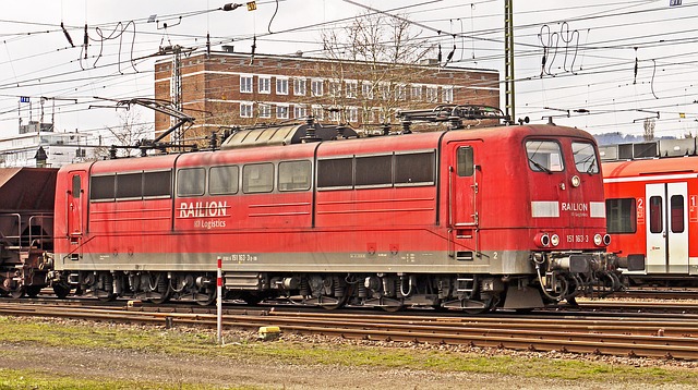 Free download electric locomotive free picture to be edited with GIMP free online image editor