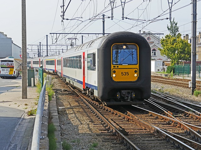 Libreng download electric multiple unit sncb libreng larawan na ie-edit gamit ang GIMP na libreng online na editor ng imahe