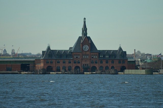 Unduh gratis Ellis Island Nyc America - foto atau gambar gratis untuk diedit dengan editor gambar online GIMP