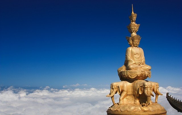 ดาวน์โหลดฟรี Emeishan The Golden Dome Scenery - ภาพถ่ายหรือรูปภาพที่จะแก้ไขด้วยโปรแกรมแก้ไขรูปภาพออนไลน์ GIMP ได้ฟรี