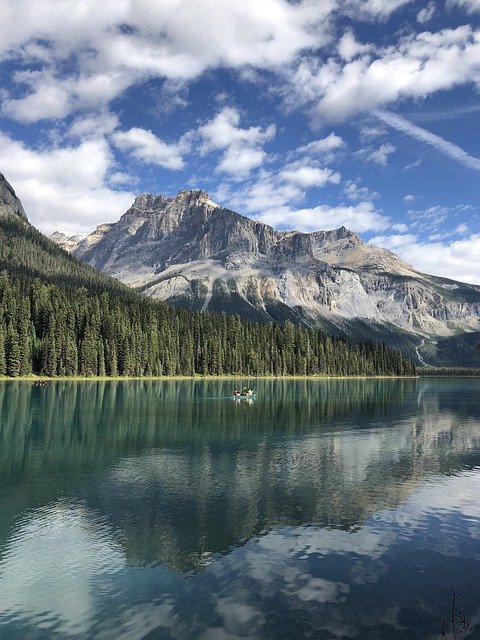 Gratis download Emerald Lake Bc Canada Yoho - gratis foto of afbeelding om te bewerken met GIMP online afbeeldingseditor