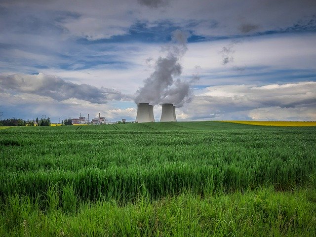 Unduh gratis Energy Cooling Towers Power - foto atau gambar gratis untuk diedit dengan editor gambar online GIMP