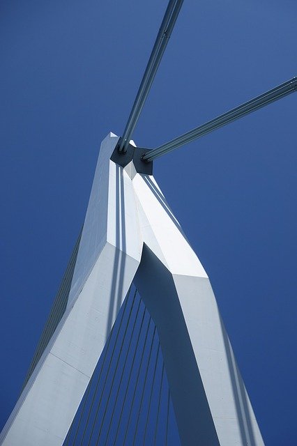 הורדה חינם Erasmus Bridge Rotterdam - תמונה או תמונה בחינם לעריכה עם עורך התמונות המקוון GIMP
