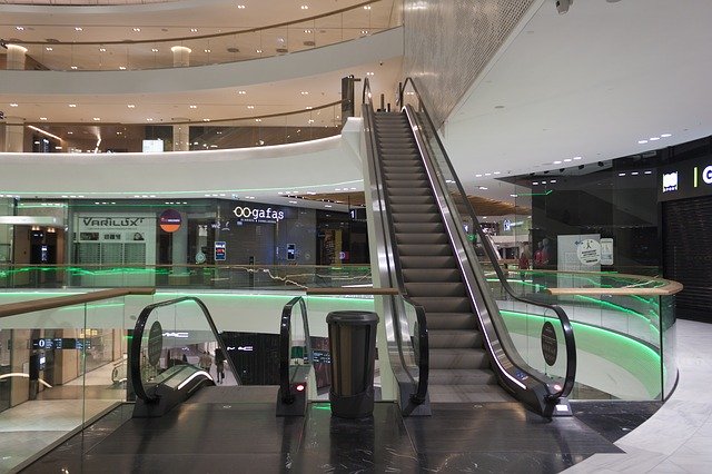 Gratis download Escalator Shopping Center - gratis foto of afbeelding om te bewerken met GIMP online afbeeldingseditor