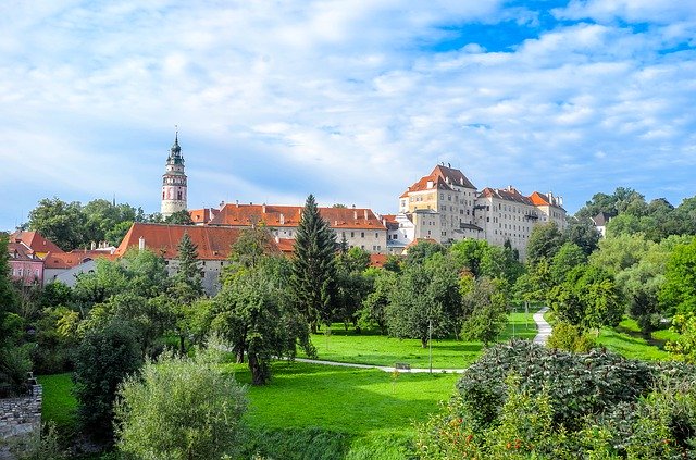 ดาวน์โหลดฟรี Český Krumlov สาธารณรัฐเช็ก Cesky - ภาพถ่ายหรือรูปภาพฟรีที่จะแก้ไขด้วยโปรแกรมแก้ไขรูปภาพออนไลน์ GIMP