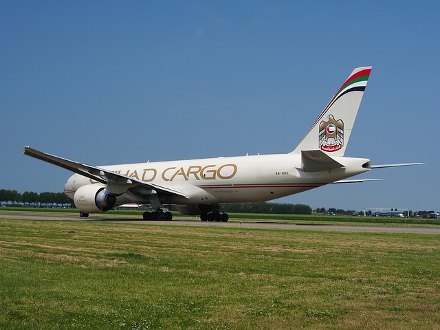 Free download etihad airways boeing 777 cargo free picture to be edited with GIMP free online image editor