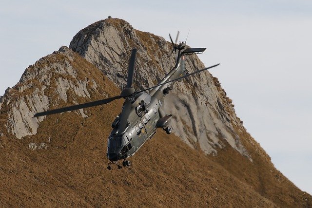 免费下载 Eurocopter Great puma cuogar as 332 免费图片可使用 GIMP 免费在线图像编辑器进行编辑