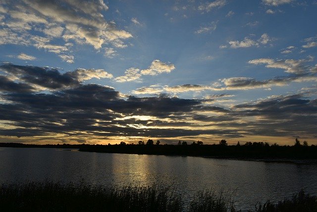 Descarga gratuita Evening More Sunset: foto o imagen gratuita para editar con el editor de imágenes en línea GIMP