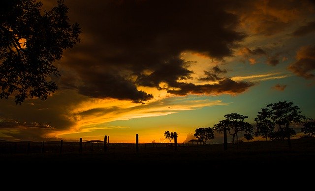 Darmowe pobieranie Eventide Nature Landscape - darmowe zdjęcie lub obraz do edycji za pomocą internetowego edytora obrazów GIMP