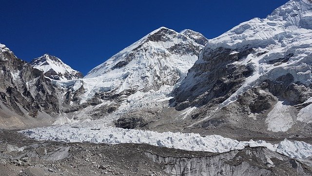 Descărcare gratuită Everest Base Camp Nepal To 2018 - fotografie sau imagine gratuită pentru a fi editată cu editorul de imagini online GIMP