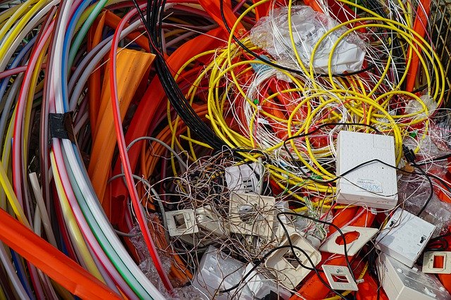 Скачать бесплатно E Waste Cable Colourful - бесплатное фото или изображение для редактирования с помощью онлайн-редактора изображений GIMP