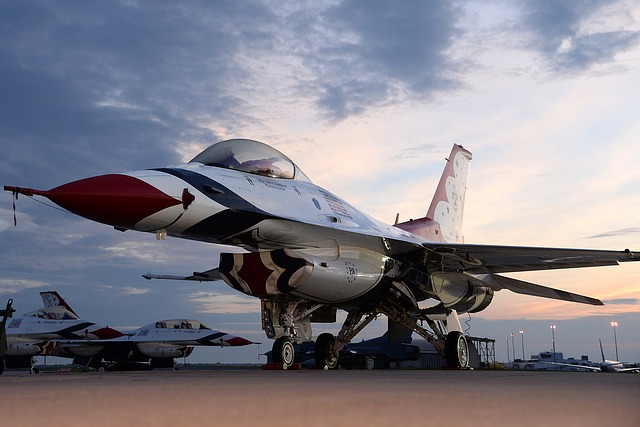 Free download f 16 thunderbird aircraft aviation free picture to be edited with GIMP free online image editor