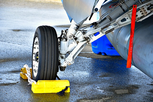Free download f16 tire jet plane war plane free picture to be edited with GIMP free online image editor