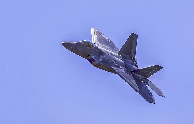 Free download f 22a raptor fighter aircraft free picture to be edited with GIMP free online image editor