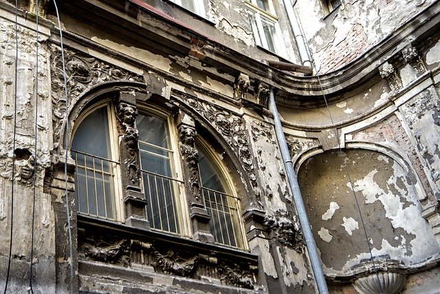 Descarga gratuita Facade Ruined Old: foto o imagen gratuita para editar con el editor de imágenes en línea GIMP