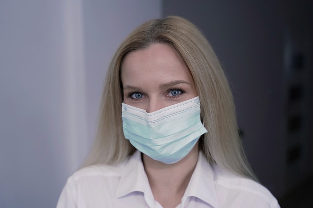 Free download face mask coronavirus woman free picture to be edited with GIMP free online image editor