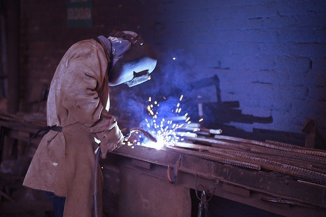Gratis download Factory Working Steel - gratis foto of afbeelding om te bewerken met GIMP online afbeeldingseditor