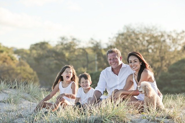 Free download family love parenthood vacation free picture to be edited with GIMP free online image editor